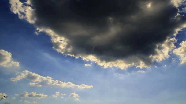 Nubes corrieron rápidamente — Vídeos de Stock