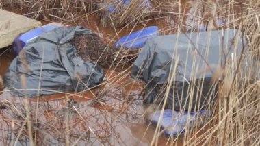 Plastik ürünler ve kimya endüstrisinin atıklarıyla çevre kirliliği
