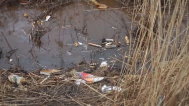 Plastik ürünler ve kimya endüstrisinin atıklarıyla çevre kirliliği