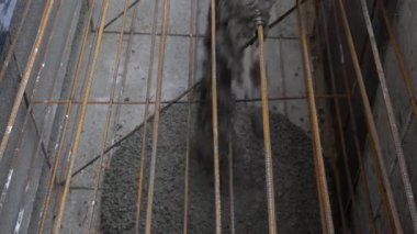 İnşaat için endüstriyel ölçekli beton dökülmesi