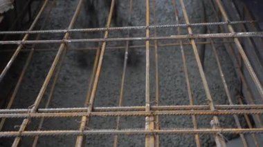 İnşaat için endüstriyel ölçekli beton dökülmesi