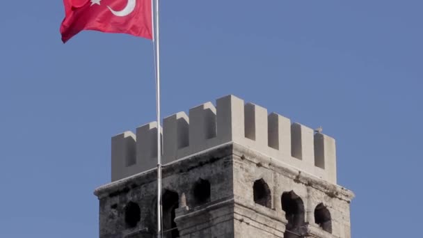 Watch Tower, 3 de octubre de 2014, Antalya - Centro de la ciudad / TURQUÍA — Vídeos de Stock