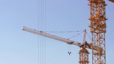 Vinç inşaat sahasında - Tilt