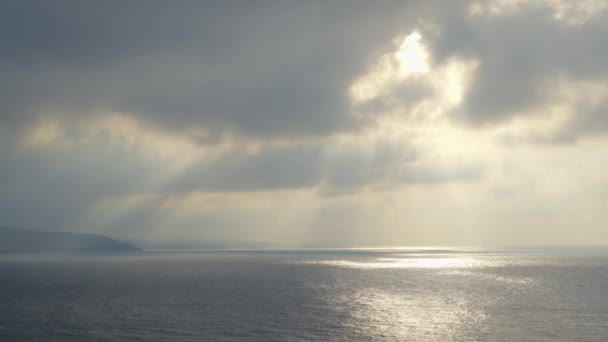 Vacker solnedgång vid havet - tidsinställd — Stockvideo