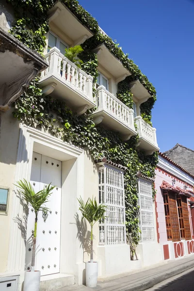 Fachada de una casa en Cartagena de Indias — Foto de Stock