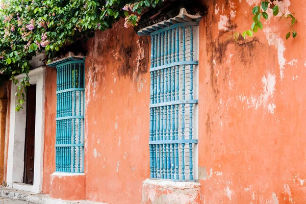 Fachada de una casa en Cartagena de Indias —  Fotos de Stock