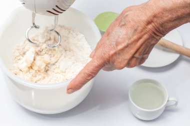  Quiche lorraine hamur hazırlık