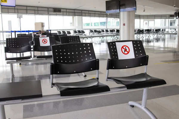 Salle Attente Vide Dans Aéroport Pendant Pandémie Covid Avec Des — Photo