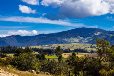 Kolombiya And Dağları 'nın doğu sıralarında yer alan La Calera belediyesinin güzel dağlarının manzarası