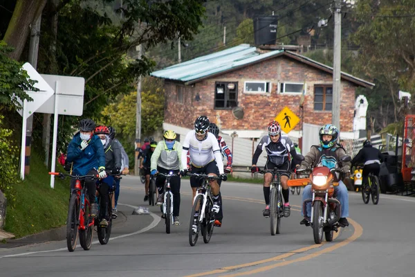 Calera Colombia Октябрь 2020 Группа Велосипедистов Любителей Прибывающих Знаменитый Альто — стоковое фото