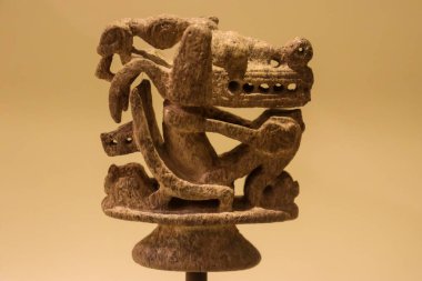 Bogota, Kolombiya - 30 Ocak 2026. Bogota, Kolombiya 'da bulunan bir arkeoloji müzesi Altın Müzesi' nde Zoomorfik objec.