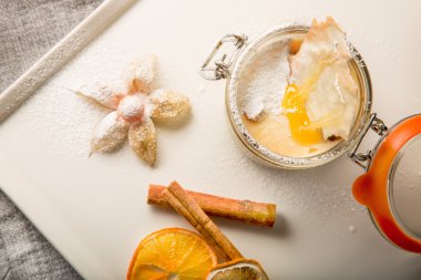 lezzetli kek bal ile