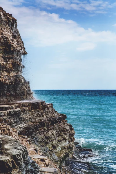 Stream flowing into the Black sea in southern Russia — Stock Photo, Image