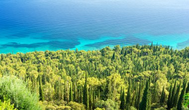 Adriyatik Denizi üzerinde Peljesac Yarımadası şaşırtıcı görünümünden