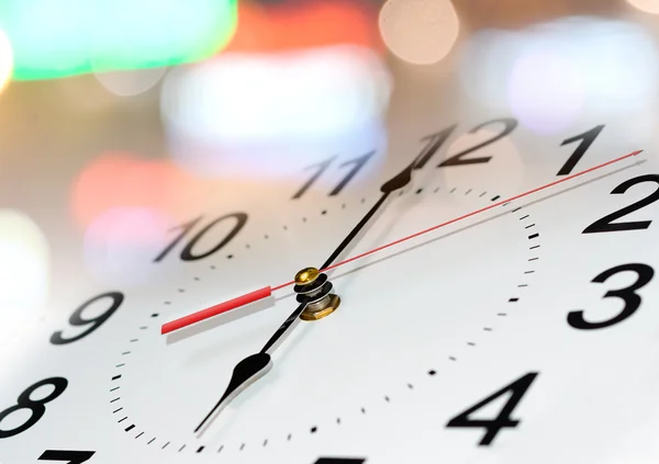 Ρολόι με Θάμπωμα φόντου. Έννοια του χρόνου. — Φωτογραφία Αρχείου
