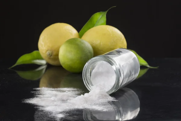 Baking soda sodium bikarbonat Pengobatan dan penggunaan rumah tangga — Stok Foto