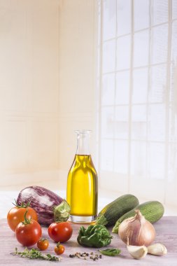 Ratatouille için taze sebze malzemeler