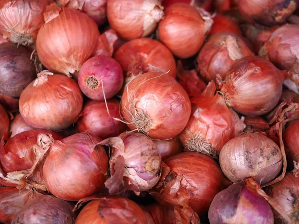 Arpacık pazarda kazık