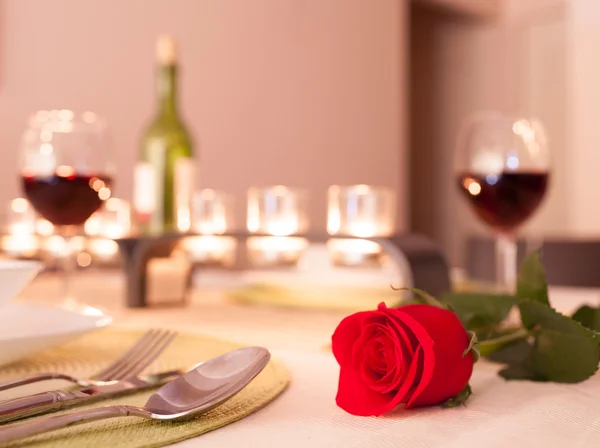 Romantic candle light dinner — Stock Photo, Image