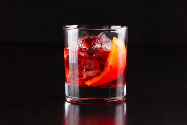 Alkol kokteyl koleksiyonu - Negroni portakal ile