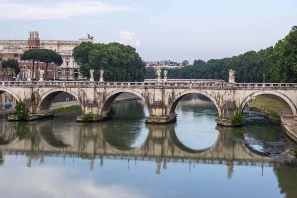 Roma melekler köprü görünümü
