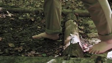 Ormanda Duyusal Yolda Yalınayak Yürüyüş, Farkındalık ve Rahatlama