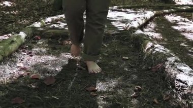 Ormanda Duyusal Yolda Yalınayak Yürüyüş, Farkındalık ve Rahatlama