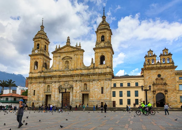 Kathedrale Von Bogota Auf Dem Bolivar Platz lizenzfreie Stockfotos