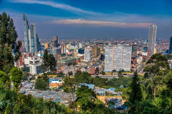 Panoramiczny Widok Miasto Bogota Pierwszym Planie Dachy Slumsów — Zdjęcie stockowe