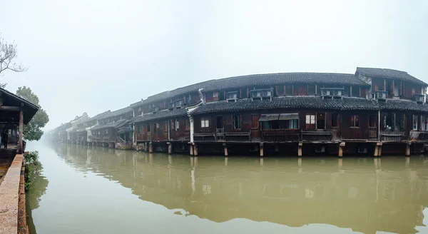 Wuzhen China Marzec 2012 Starożytne Budynki Wzdłuż Kanału Wuzhen Miasto — Zdjęcie stockowe