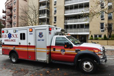 Bir New York İtfaiye ambulans