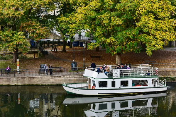 A river cruise tour boat — Stock Photo, Image