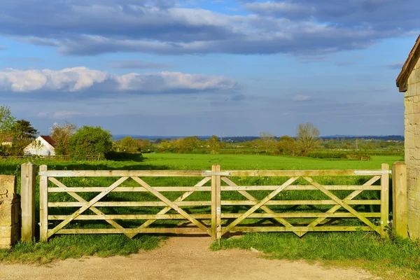 Vista panorámica de una puerta de entrada a la granja —  Fotos de Stock