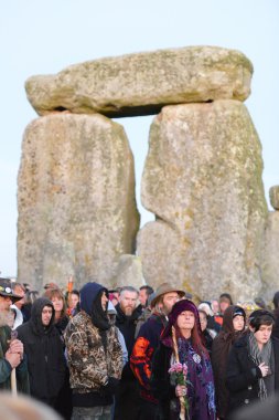 Antik duran taşlar, Sonbahar Ekinoks