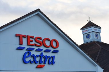 Tesco Ekstra mağaza görünümü