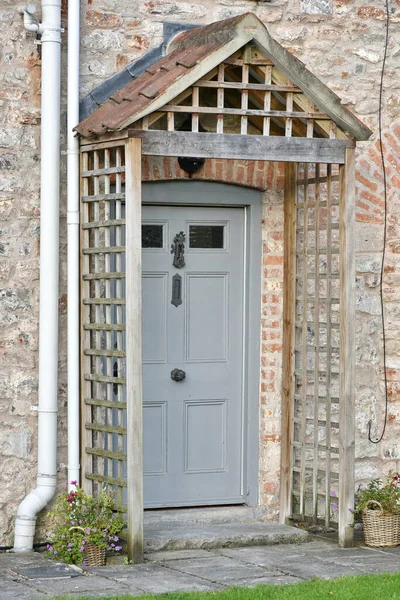 Alte Holztür Mit Fenster — Stockfoto