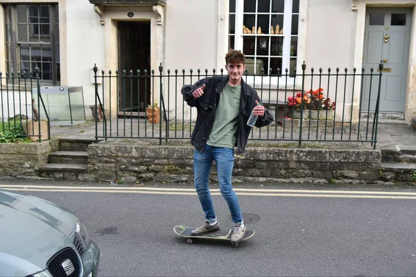 Frome September 2017 Man Skateboards Street Town Centre — Stock Photo, Image