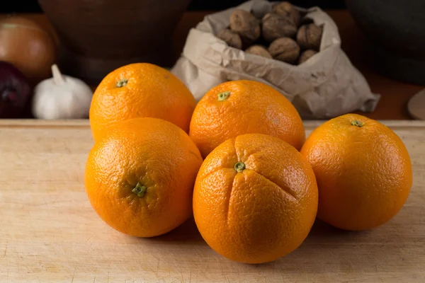 Cinco laranjas — Fotografia de Stock