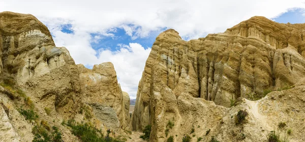 Clay kayalıkları Omarama yakınındaki