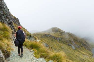Hiking parça Gölü Harris üzerinde