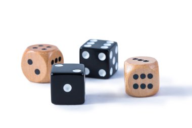 Dices izole üzerinde beyaz arka plan zar