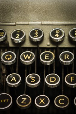 vintage daktilo tuşları yakın çekim 