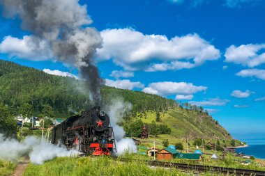 Eski Angasolka köyde turistik tren sürmek