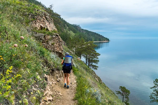Kız büyük Baykal izi seyahat