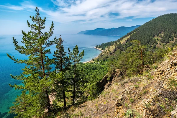 Pemandangan Danau Baikal dari bukit — Stok Foto