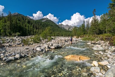 Tunka aralıktaki Kyngarga Nehri