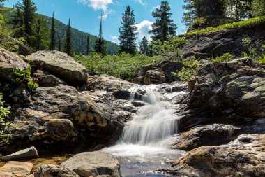 Khamar-Daban ridge dağ dere
