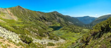 Khamar-Daban ridge Gölü kalbinde için görüntüleyin