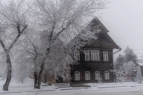 Деревянное Жилое Здание Иркутске — стоковое фото