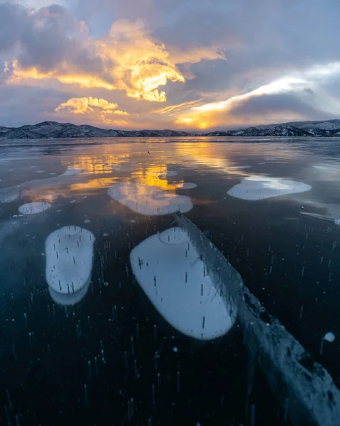 Orange Solnedgång Vintern Baikal — Stockfoto